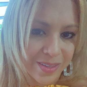 Meet your Posher, Marilyn j